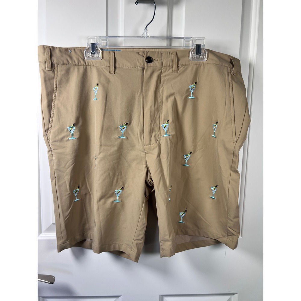 Castaway Nantucket Island Mens 40 Tan Martini Glass Embroidered Harbor Shorts